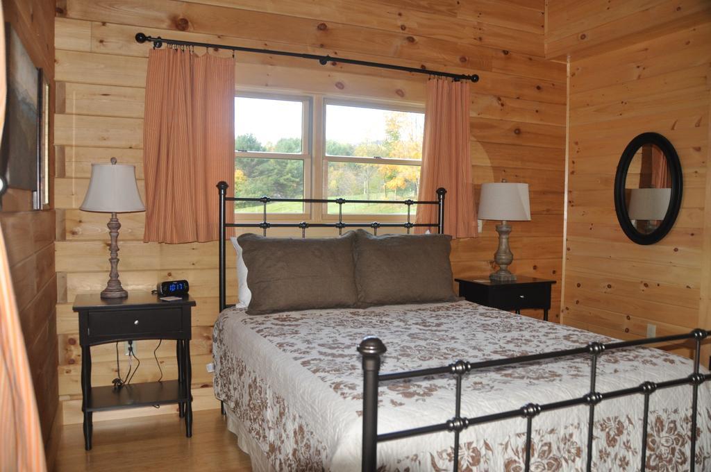 Muddy Moose Hotel Morrisville Buitenkant foto